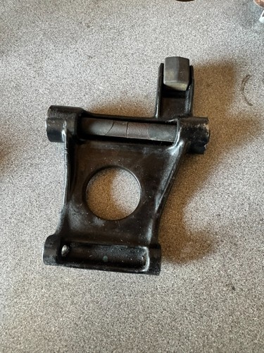Honda dio af18 engine mount - honda,