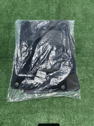 Mercedes benz floor mat - mercedes,