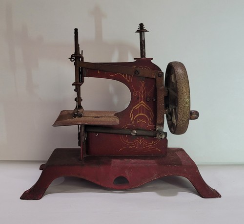 1940s casige toy - casige, sewing