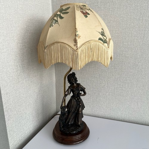 Aristocraft lady with dog - lady,
