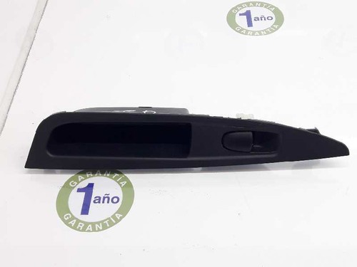 254114ce0a 1034446 rear window - rear,