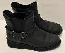 Ugg Glen Black Leather