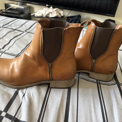 Brown rocket dog boots size - dog,