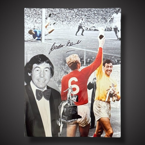 Gordon banks hand signed - hand,