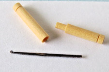 DAVID EDWARDS MINIATURES 1/12 DOLLS HOUSE SILVER CROCHET HOOK AND CASE