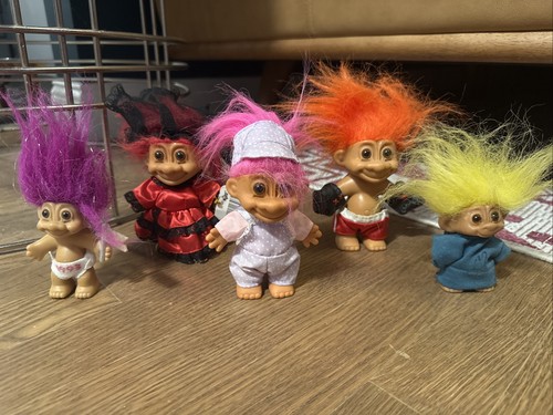 Lot vintage troll dolls - troll,