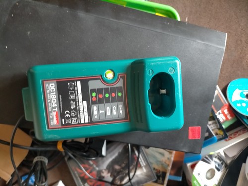 Makita dc1804t battery - battery, charger