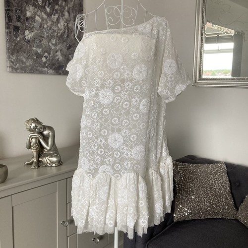 Three floor white mesh - floor,