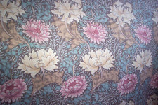 William Morris Chrysanthemum