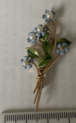 Krementz gold plated enamel - plated,