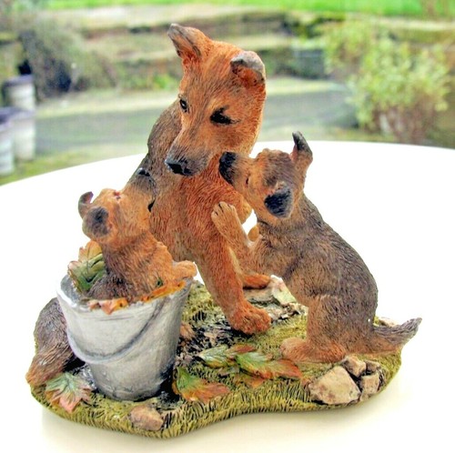 Sherratt simpson dogs - &,
