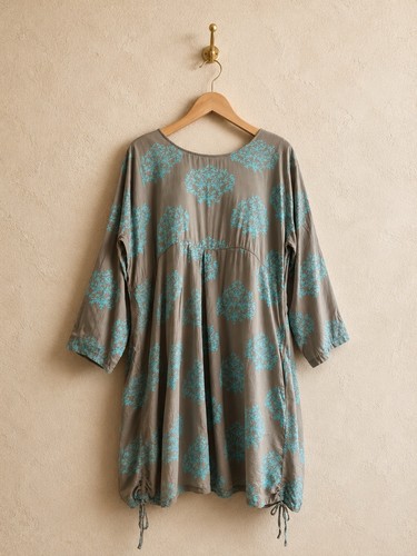 Masai grey blue damask print - grey,