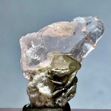 13 CT Beautiful Natural