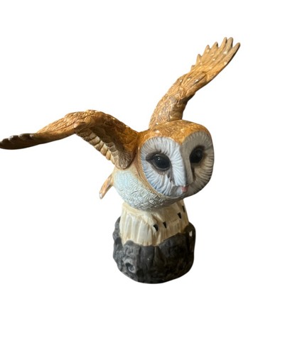 Barn owl figurine possibly - barn,
