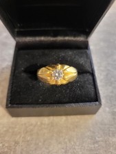 Gents 18ct  Gold Gypsy Set