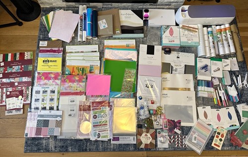 Cricut maker huge - +, new
