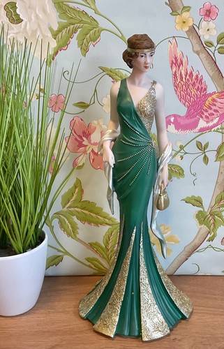 Second lily emerald green - *,