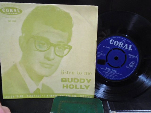 Buddy holly listen - ",