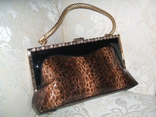 New large black leopard print - large,