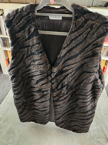 Stylish browm faux fur - stylish,