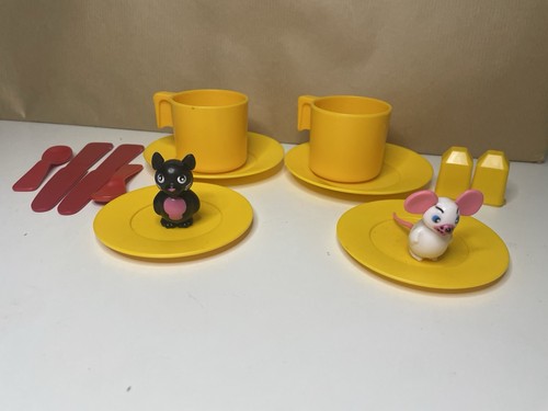 Vintage 1980s cheeky mouse - vintage,