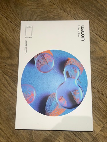 Wacom intuos pro small pth - wacom,