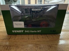 1/32 UNIVERSAL HOBBIES FENDT