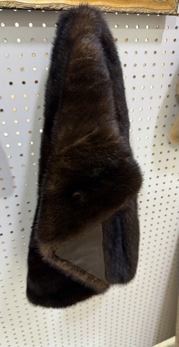 Gartenhaus vintage mink stole - gartenhaus,
