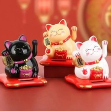 Solar Powered Chinese Maneki