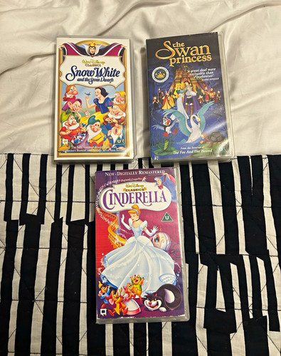 Disney vhs bundle - disney,
