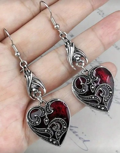 Red heart bat gothic - heart,