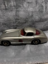 Maisto Mercedes 300SL Gullwing