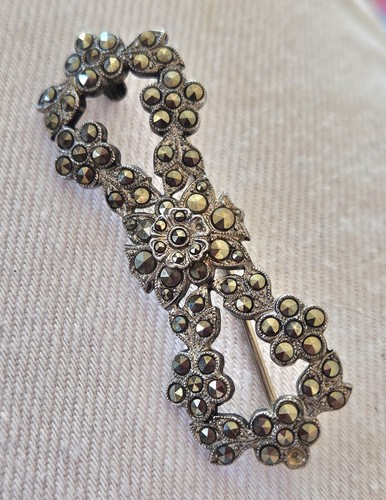 Lovely vintage sterling silver - lovely,