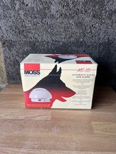 Moss alarms barking - alarms, mad
