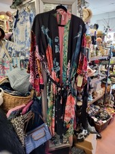NWT Aratta Peacock Floral