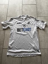 Swansea City 2016/2017 Home