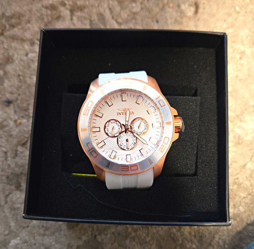 Invicta womens quartz analogue - invicta,