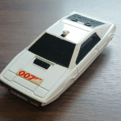 Corgi 007 james bond lotus - 007,
