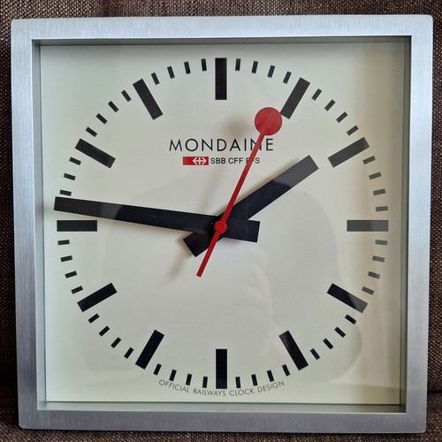 Mondaine square classic swiss - mondaine,