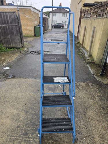 Tread mobile warehouse - mobile,