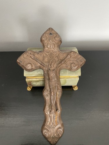 Vintage brown jesus crucifix - vintage,