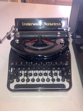 Underwood  Portable Typewriter