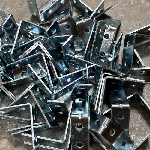 Corner bracket degree 40mm - corner, 90