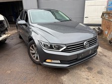 2016 VOLKSWAGEN PASSAT B8