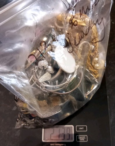1kg mixed costume - 2.1kg,