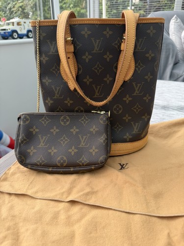 Louis vuitton monogram canvas - louis,