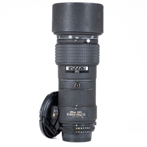 Nikon nikkor 300mm 4 - f/4, ed