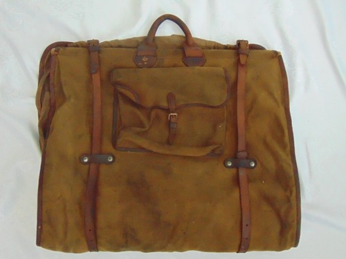 Military garment carrier