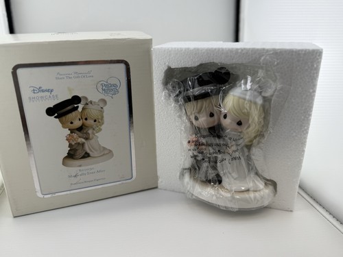 Precious moments figurine - moments,