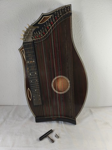 Harp zither - harp, air